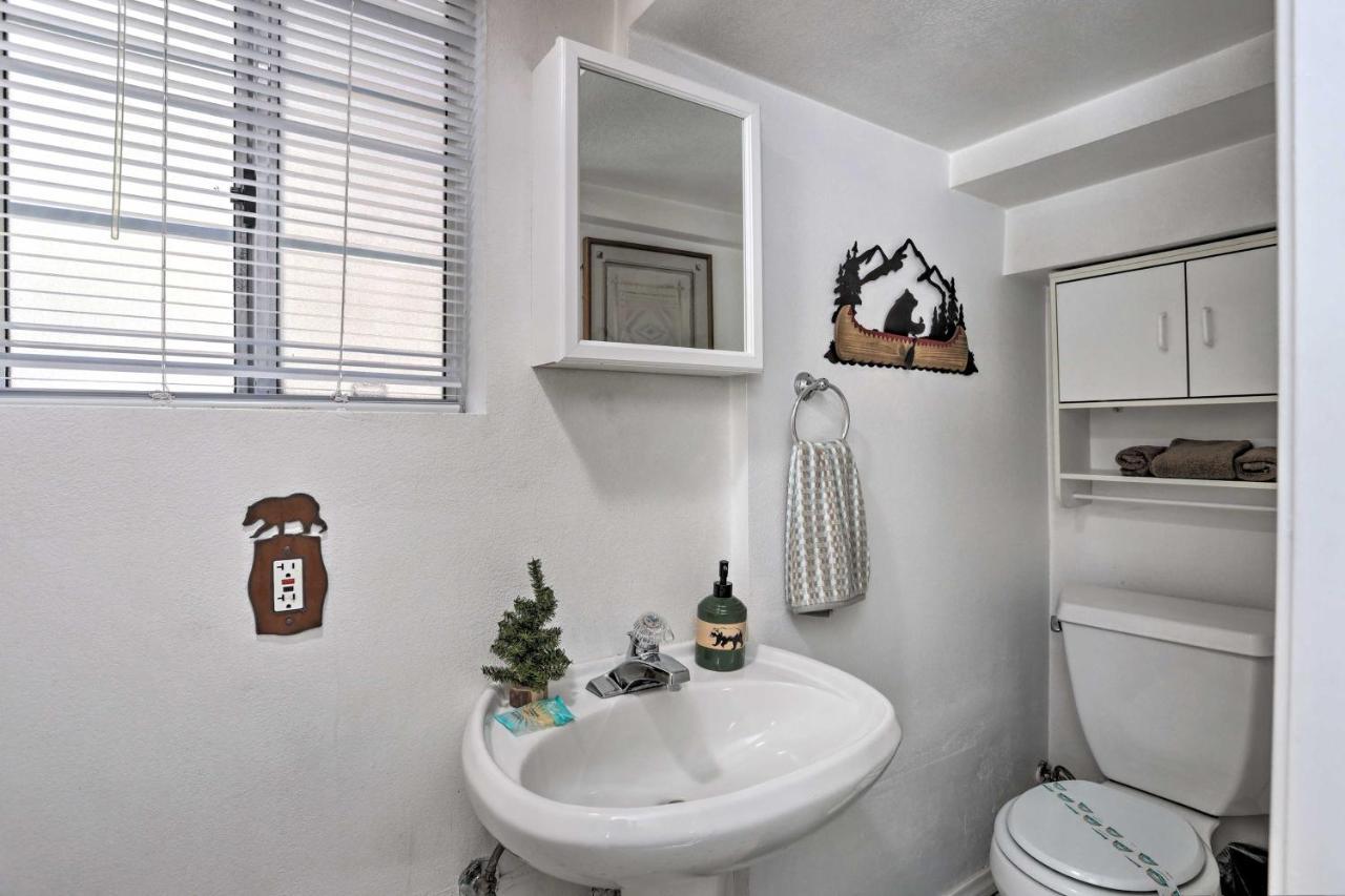 The Knotty Pine Cottage In Big Bear, 4 Mi To Ski บิ๊กแบร์ซิตี้ ภายนอก รูปภาพ