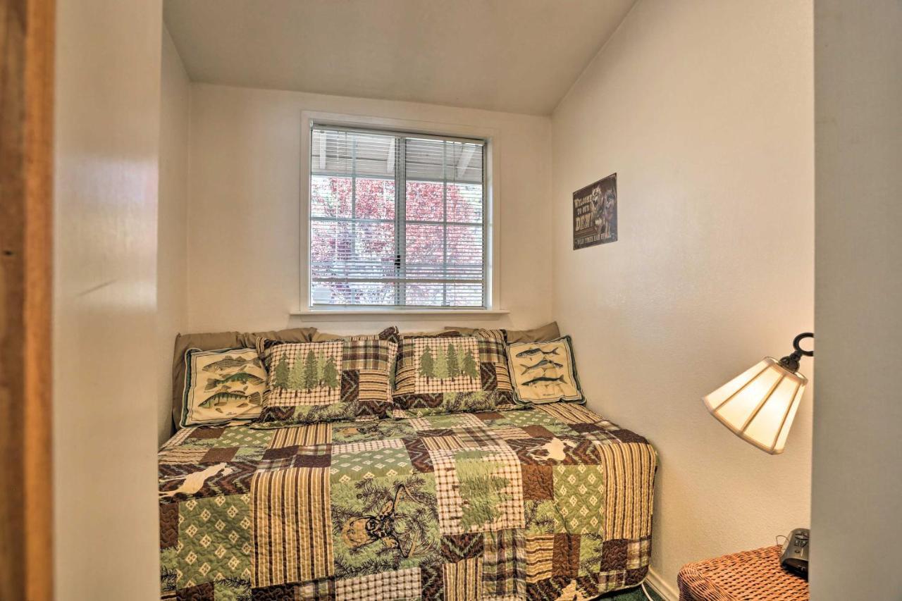 The Knotty Pine Cottage In Big Bear, 4 Mi To Ski บิ๊กแบร์ซิตี้ ภายนอก รูปภาพ