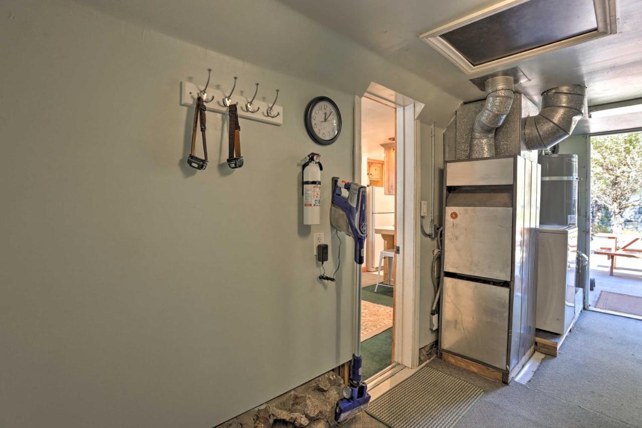 The Knotty Pine Cottage In Big Bear, 4 Mi To Ski บิ๊กแบร์ซิตี้ ภายนอก รูปภาพ